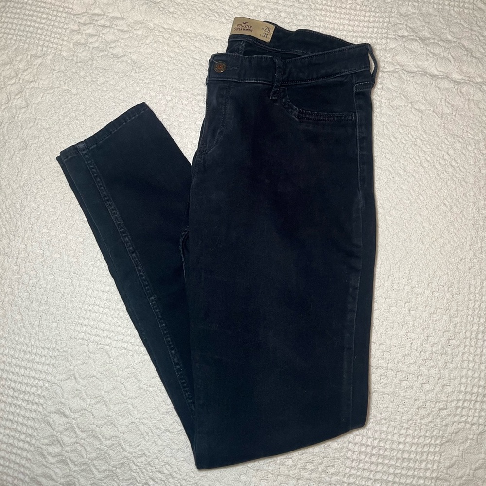 Hollister Super Skinny Jeans (Dark Blue)